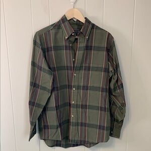 David Taylor Men's Green and Burgundy Plaid Shirt Size Medium